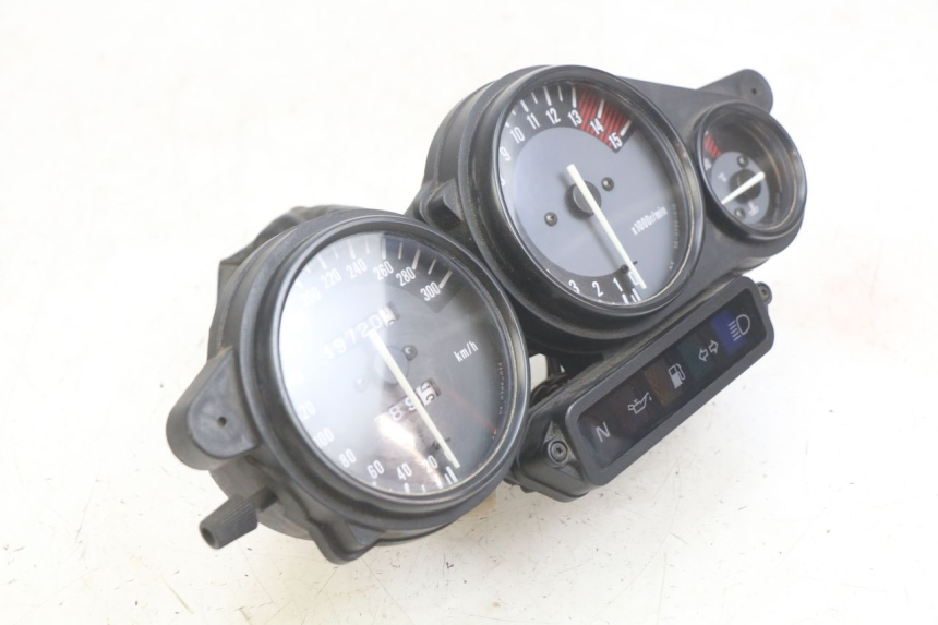 photo de SPEEDOMETER YAMAHA YZF R THUNDERCAT 600 (1996 - 2003) - Distinctive features