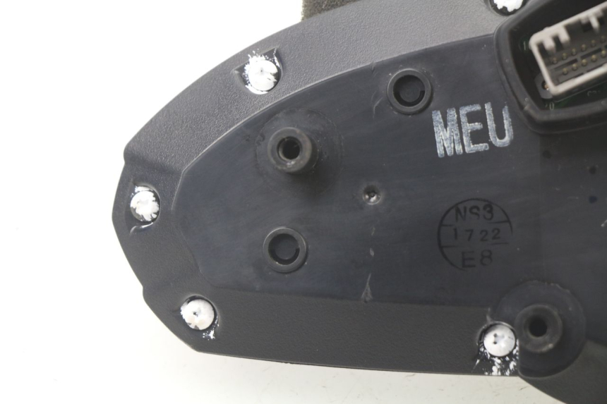 photo de SPEEDOMETER KAWASAKI Z ABS 750 (2007 - 2013) - Technical close-up