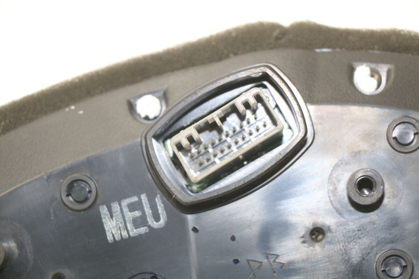 photo de SPEEDOMETER KAWASAKI Z ABS 750 (2007 - 2013) - Fixing points details