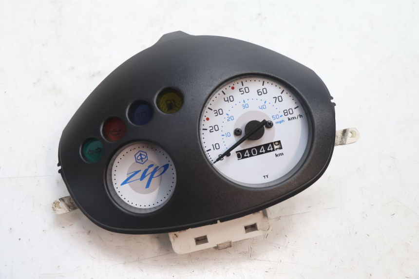 photo de SPEEDOMETER PIAGGIO ZIP 2T 50 (2009 - 2019) - Main view