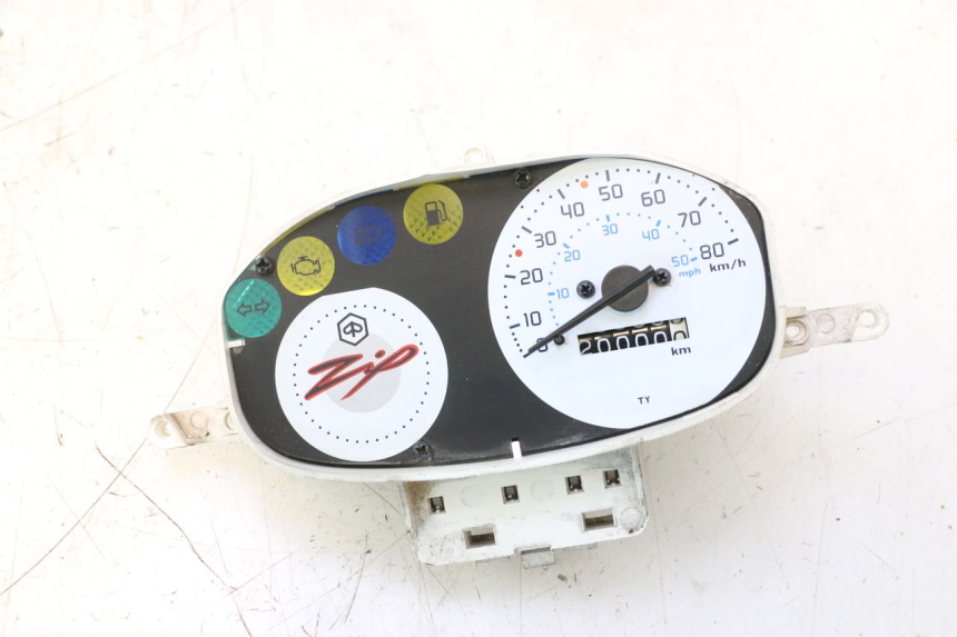photo de SPEEDOMETER PIAGGIO ZIP 4T 50 (2018 - 2020) - Main view