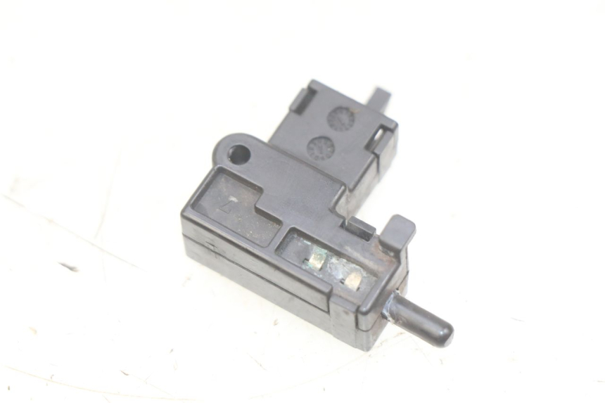 photo de CLUTCH SWITCH YAMAHA MT ABS 125 (2014 - 2018) - Zoom on usage condition