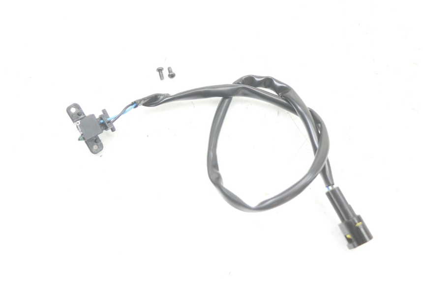 photo de CLUTCH SWITCH ROYAL ENFIELD SCRAM 411 (2022 - 2024) - Component detail