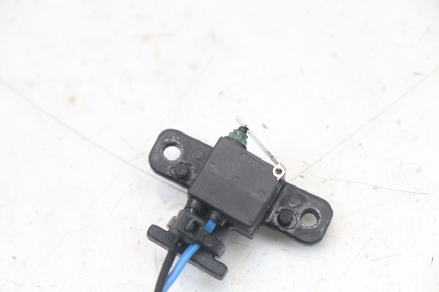 photo de CLUTCH SWITCH ROYAL ENFIELD SCRAM 411 (2022 - 2024) - Alternative perspective