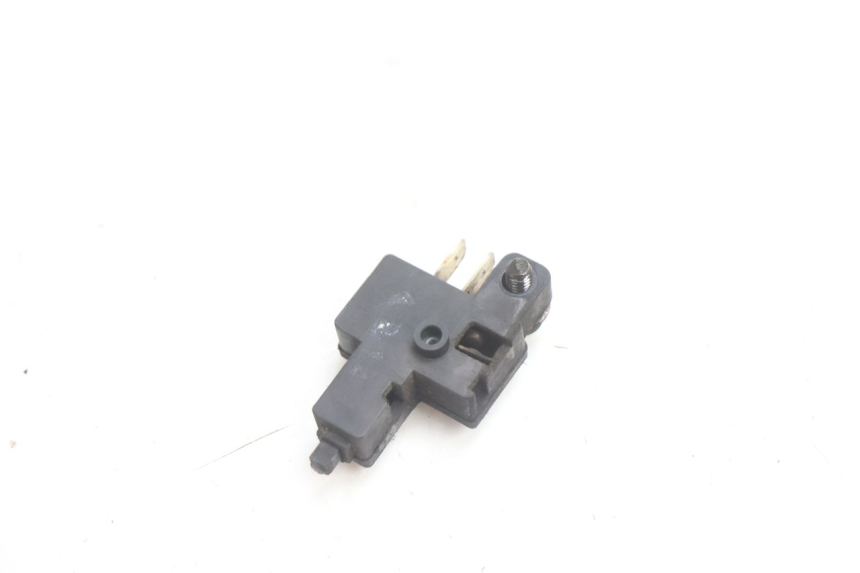 photo de CLUTCH SWITCH HONDA ST PAN EUROPEAN 1100 (1990 - 2002) - Zoom on usage condition