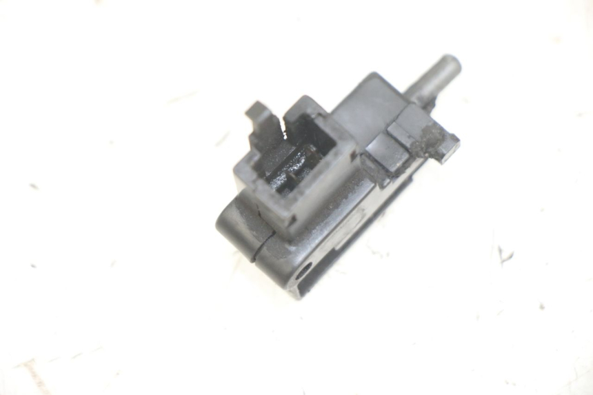 photo de CLUTCH SWITCH YAMAHA XJN DIVERSION 600 (2000 - 2003) - Component detail