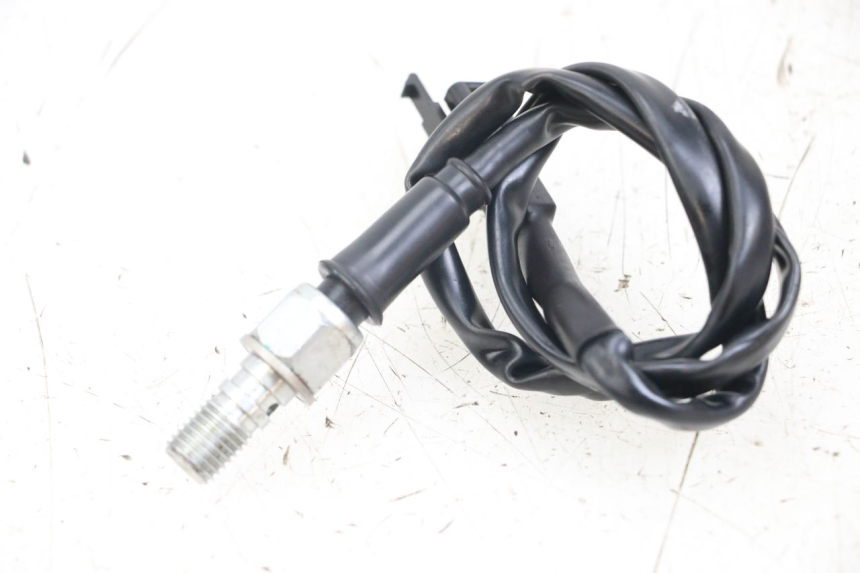 photo de REAR STOP LIGHT SWITCH ARCHIVE CAFE RACER 4T 50 (2019 - 2024) - Zoom on usage condition