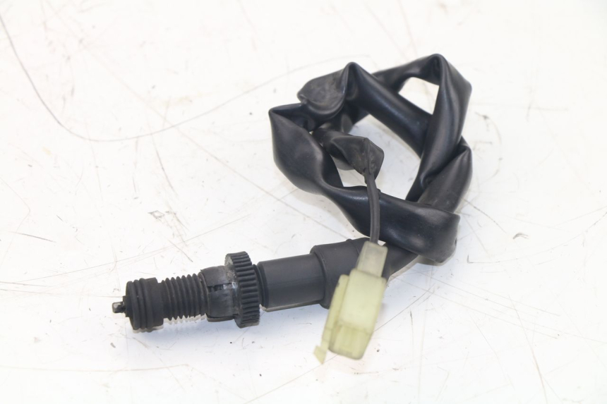 photo de REAR STOP LIGHT SWITCH HONDA CBF N 600 (2004 - 2007) - Main view