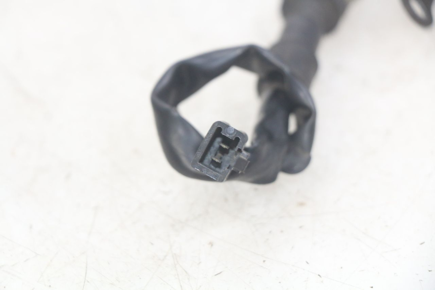 photo de REAR BRAKE LIGHT SWITCH HONDA CBR F SC25 1000 (1989 - 1992) - Zoom on usage condition