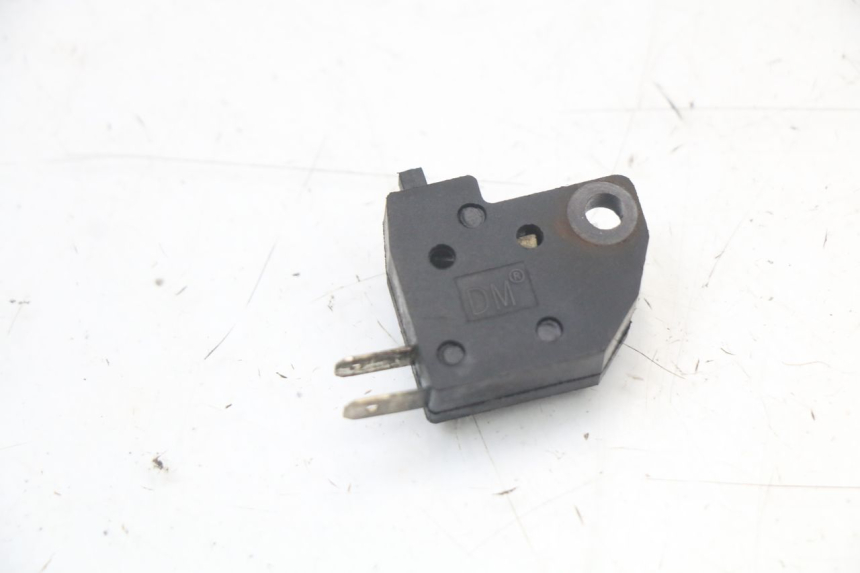 photo de REAR STOP LIGHT SWITCH EBROH BRAVO GLE 1 (2020 - 2024) - Zoom on usage condition