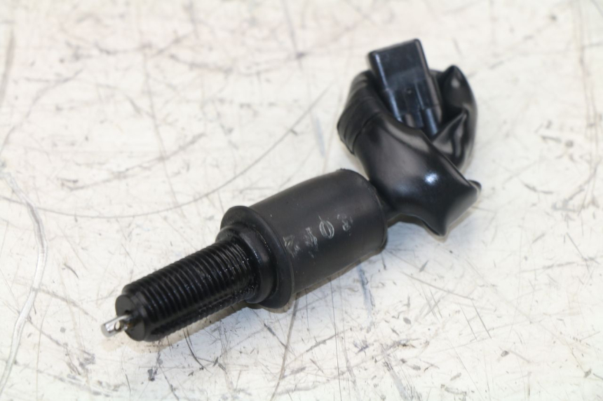 photo de REAR STOP LIGHT SWITCH KAWASAKI ER-6 ER6 F 650 (2009 - 2011) - Main view