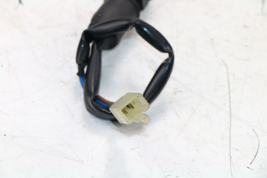 photo de REAR STOP LIGHT SWITCH KAWASAKI ER-6 ER6 N ABS 650 (2005 - 2009) - Zoom on usage condition