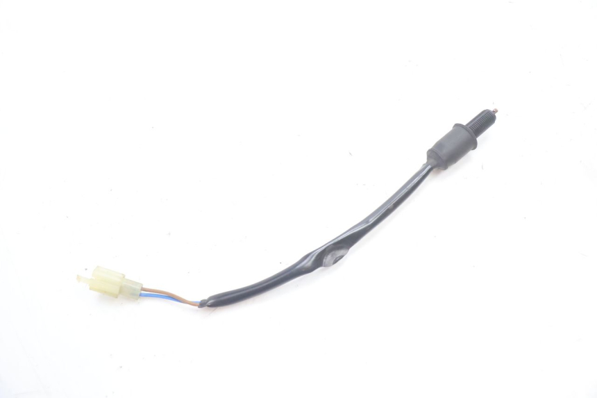 photo de REAR STOP LIGHT SWITCH KAWASAKI ER-6 ER6 N 650 (2005 - 2009) - Zoom on usage condition