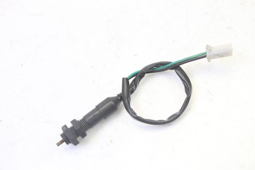 photo de REAR STOP LIGHT SWITCH STAHO FH 50 (2018 - 2019) - Zoom on usage condition