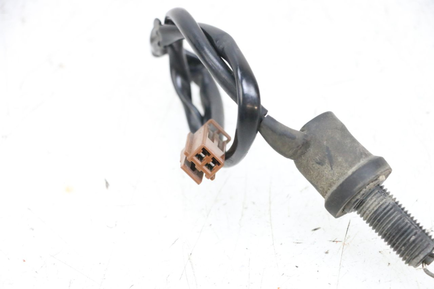 photo de REAR BRAKE LIGHT SWITCH YAMAHA FJR ABS 1300 (2006 - 2012) - Zoom on usage condition