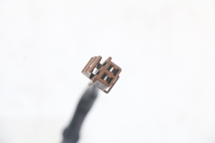 photo de REAR STOP LIGHT SWITCH YAMAHA FZ1 FAZER 1000 (2007 - 2009) - Fixing points details