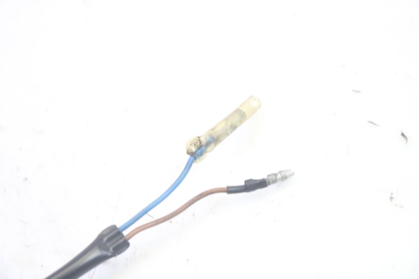 photo de REAR STOP LIGHT SWITCH KAWASAKI GPZ RX 1000 (1986 - 1988) - Technical close-up