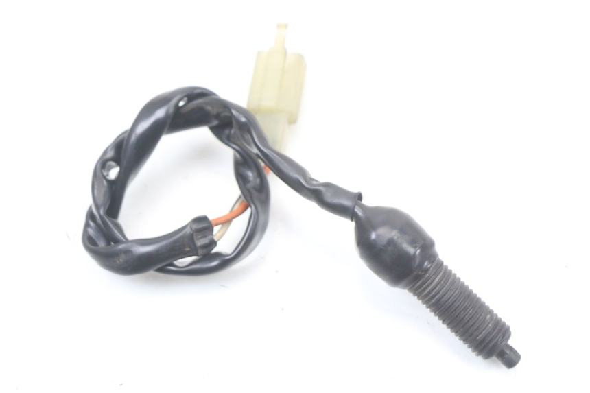 photo de REAR STOP LIGHT SWITCH SUZUKI GZ MARAUDER 125 (1998 - 2004) - Component detail