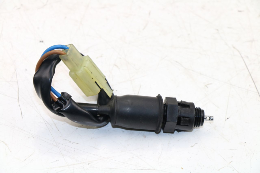 photo de REAR STOP LIGHT SWITCH KAWASAKI Z 750 (2003 - 2006) - Zoom on usage condition