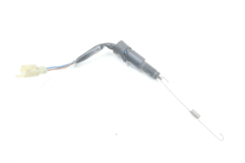 photo de REAR STOP LIGHT SWITCH KAWASAKI ZR7 ZR-7 S 750 (1999 - 2004) - Zoom on usage condition