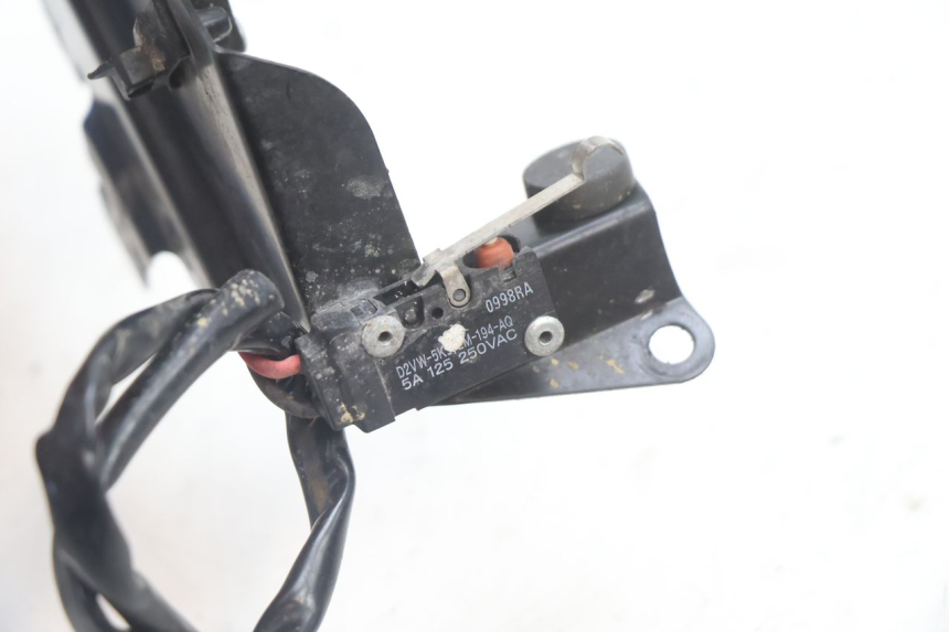 photo de REAR STOP LIGHT SWITCH CAN-AM SPYDER RS 1000 (2008 - 2012) - Alternative perspective