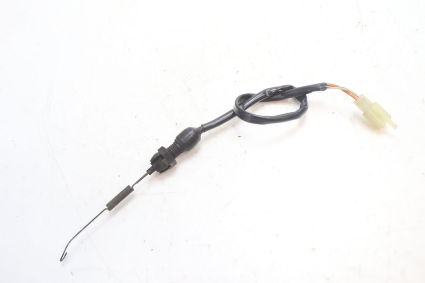 photo de REAR STOP LIGHT SWITCH SUZUKI SV S 650 (2003 - 2009) - Zoom on usage condition
