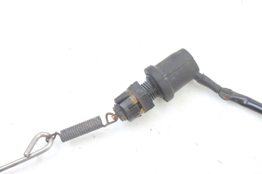 photo de REAR STOP LIGHT SWITCH YAMAHA TDR DELTABOX 125 (1997 - 2003) - Zoom on usage condition