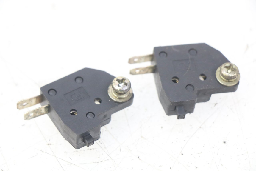 photo de STOP LIGHT SWITCH PEUGEOT DJANGO 2T 50 (2014 - 2019) - Main view