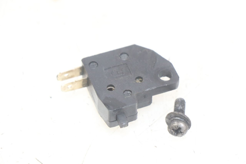 photo de RIGHT BRAKE LIGHT SWITCH KYMCO AGILITY 4T 50 (2005 - 2018) - Main view