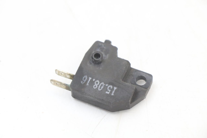 photo de RIGHT STOP LIGHT SWITCH KYMCO AGILITY CARRY 50 (2011 - 2020) - Zoom on usage condition