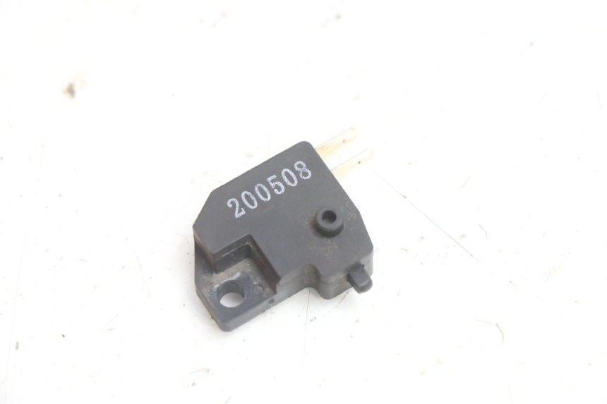 photo de RIGHT STOP LIGHT SWITCH KYMCO AGILITY CITY 16P 125 (2015 - 2024) - Alternative perspective