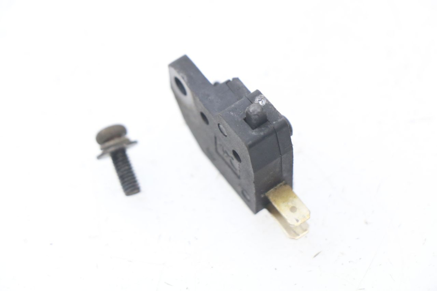 photo de RIGHT STOP LIGHT SWITCH KYMCO AGILITY CITY 2T 50 (2008 - 2016) - Zoom on usage condition