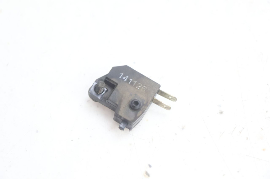 photo de RIGHT STOP LIGHT SWITCH KYMCO AGILITY CITY 2T 50 (2008 - 2016) - Alternative perspective