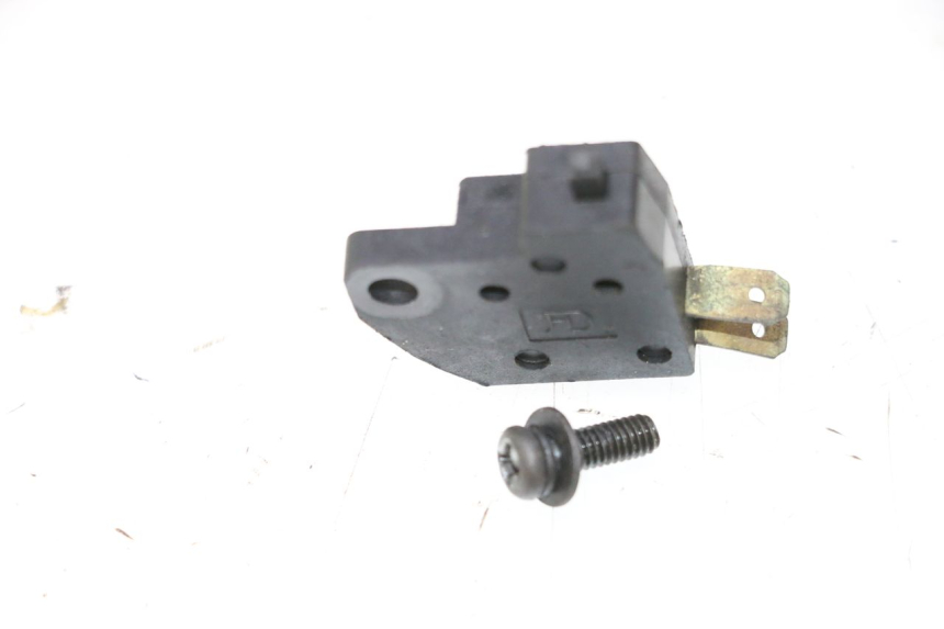 photo de RIGHT STOP LIGHT SWITCH KYMCO AGILITY FR 2T 50 (2012 - 2017) - Alternative perspective