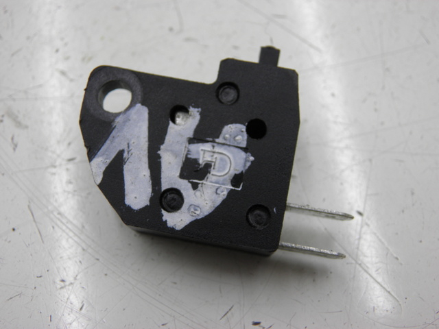 photo de RIGHT STOP LIGHT SWITCH BAOTIAN TRAVEL SPIRIT 50 (2010 - 2012) - Component detail
