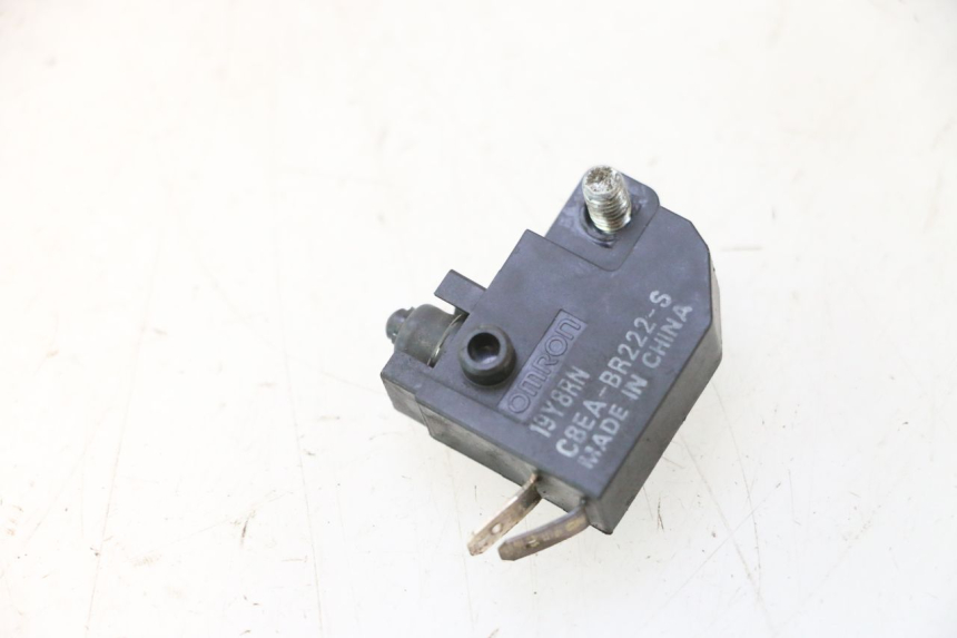 photo de RIGHT BRAKE LIGHT SWITCH SUZUKI BURGMAN 125 (2007 - 2014) - Component detail