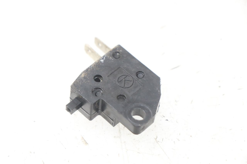 photo de RIGHT STOP LIGHT SWITCH JMSTAR CJ12M 125 (2005 - 2007) - Component detail