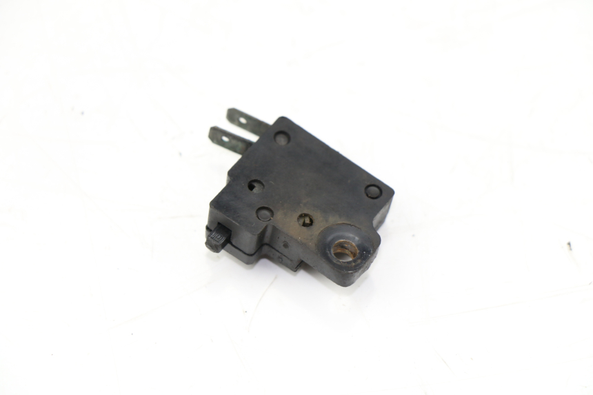 photo de RIGHT STOP LIGHT SWITCH HYOSUNG COMET GT 125 (2002 - 2007) - Product overview