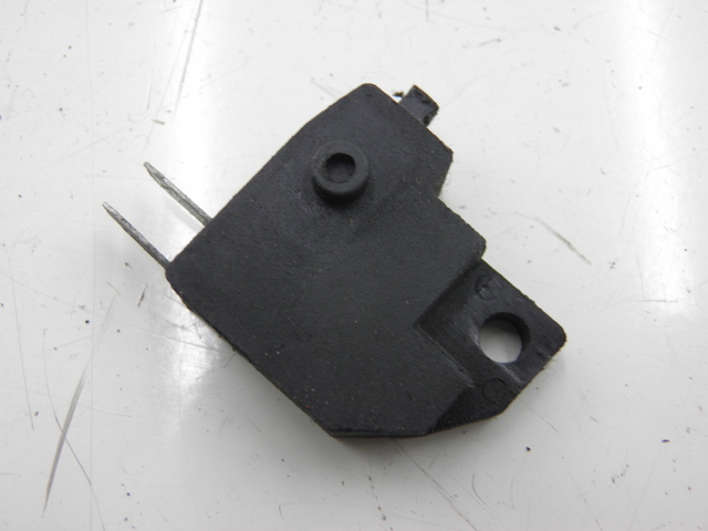 photo de RIGHT STOP LIGHT SWITCH DAELIM BESBI 125 (2007 - 2008) - Component detail