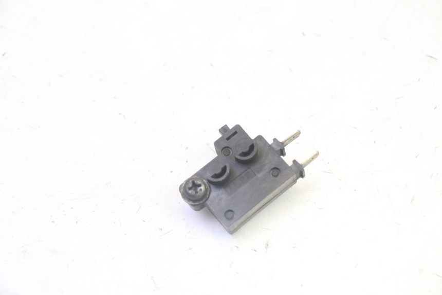 photo de RIGHT BRAKE LIGHT SWITCH HONDA FES S-WING SWING ABS 125 (2007 - 2015) - Main view