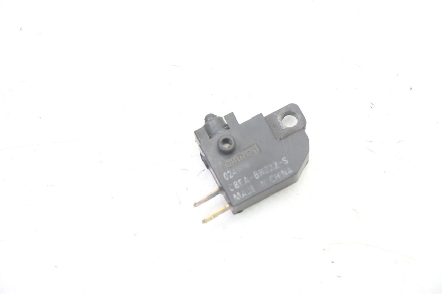 photo de RIGHT STOP LIGHT SWITCH SYM FIDDLE 2 S 125 (2012 - 2014) - Zoom on usage condition