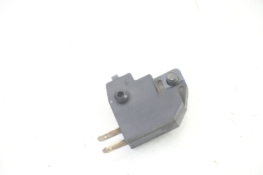 photo de RIGHT STOP LIGHT SWITCH SYM FIDDLE 125 (2008 - 2010) - Zoom on usage condition