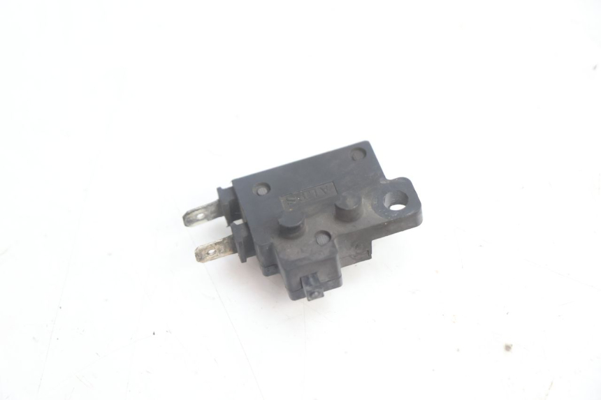 photo de RIGHT STOP LIGHT SWITCH YAMAHA FJR 1300 (2001 - 2005) - Component detail