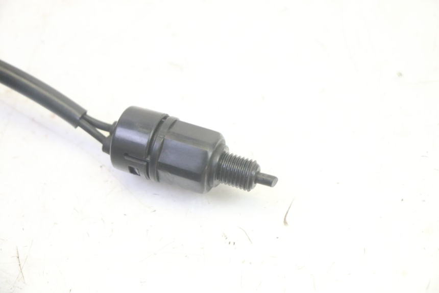 photo de RIGHT STOP LIGHT SWITCH PIAGGIO FLY 4T 50 (2013 - 2017) - Component detail