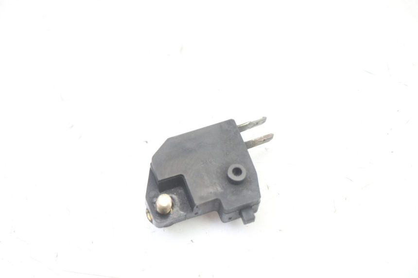 photo de RIGHT STOP LIGHT SWITCH SUZUKI GS GSE 500 (2001 - 2003) - Alternative perspective