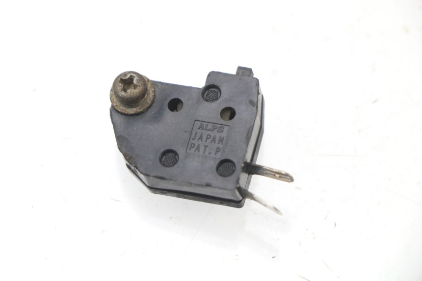 photo de RIGHT STOP LIGHT SWITCH SUZUKI GSXF GSX F 600 (1988 - 1997) - Main view