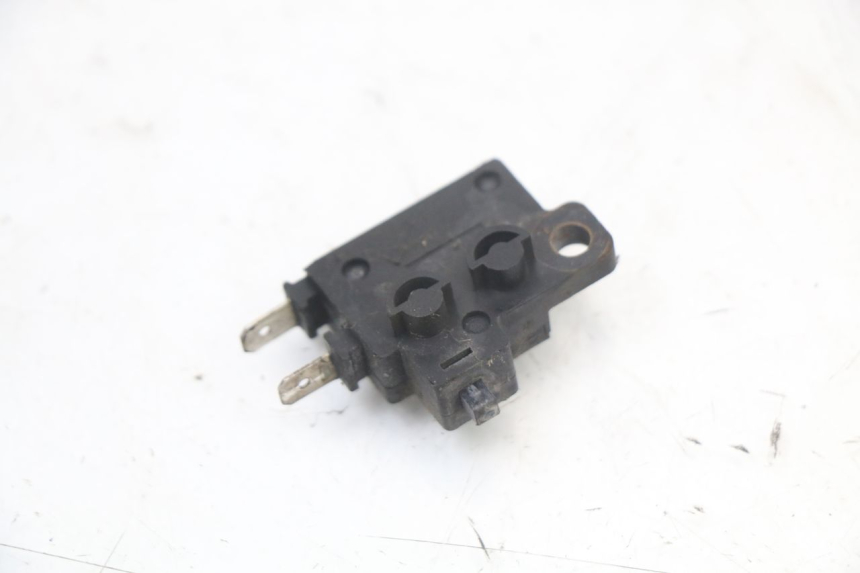 photo de RIGHT STOP LIGHT SWITCH HONDA FES S-WING SWING 125 (2007 - 2015) - Component detail