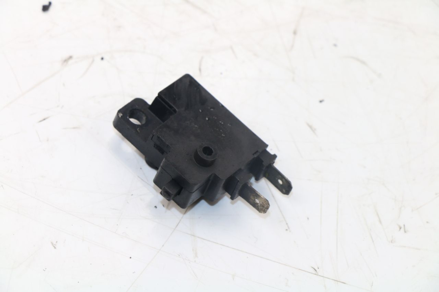photo de RIGHT STOP LIGHT SWITCH HONDA NTV REVERSE 650 (1993 - 1994) - Main view