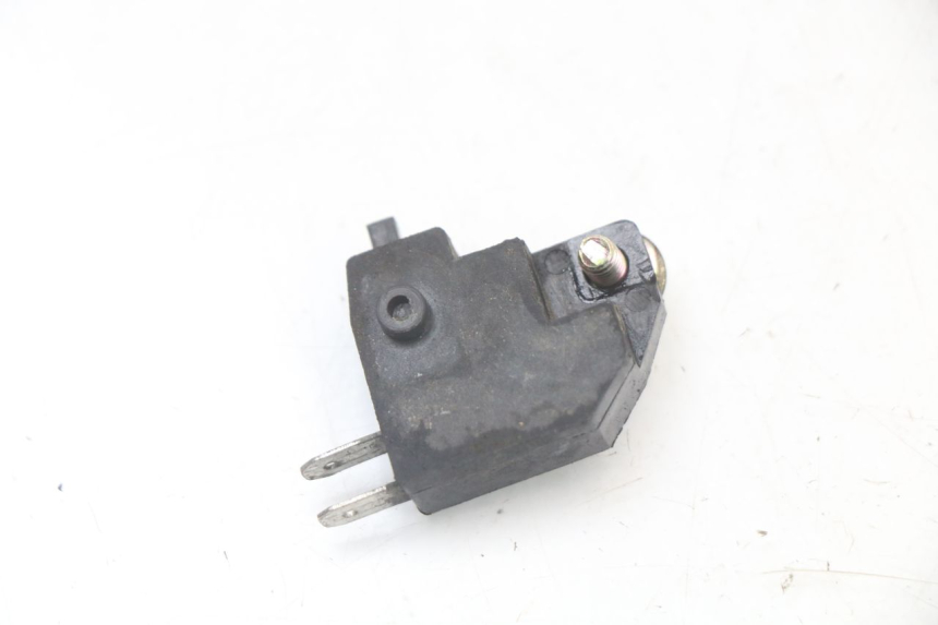 photo de RIGHT STOP LIGHT SWITCH JINLUN JL HIGHLANDER 125 (2007 - 2015) - Zoom on usage condition