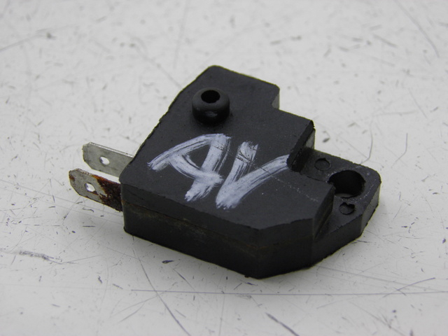 photo de RIGHT STOP LIGHT SWITCH JM MOTOR JULIA 50 (2010 - 2014) - Main view